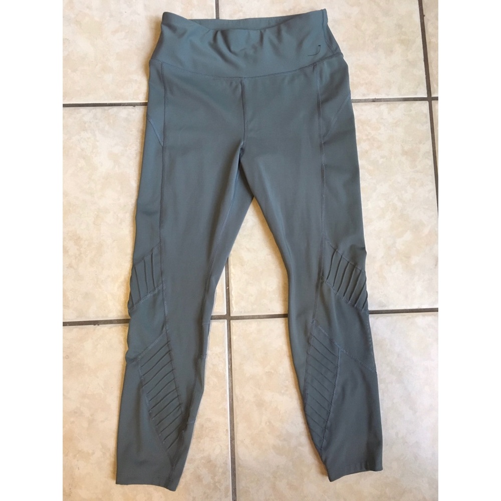 Avia exercise leggings